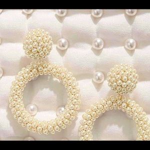 Stella & Dot pearl earrings